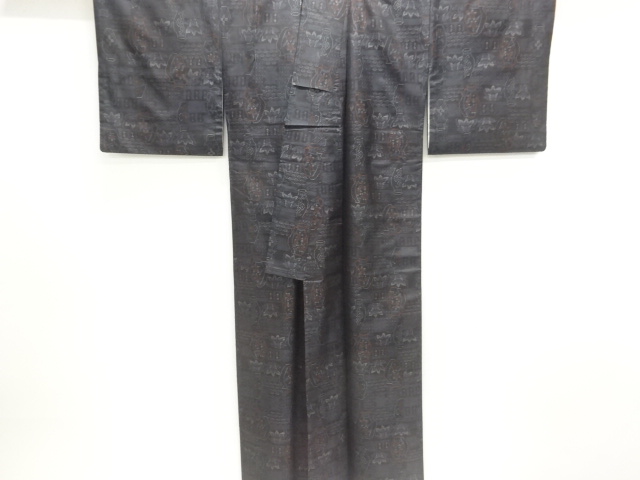  花器模様織り出し本場泥大島紬着物